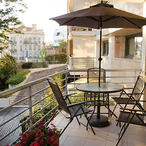 Apartamento Joivy Graca Luminous 2-br With Terrace, Lisboa